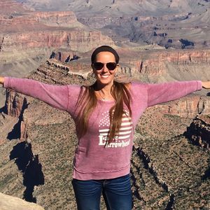 Meet your Posher, Laurie